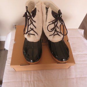 NWT Portland Boot Co "Colone" Cream Color Winter Boots